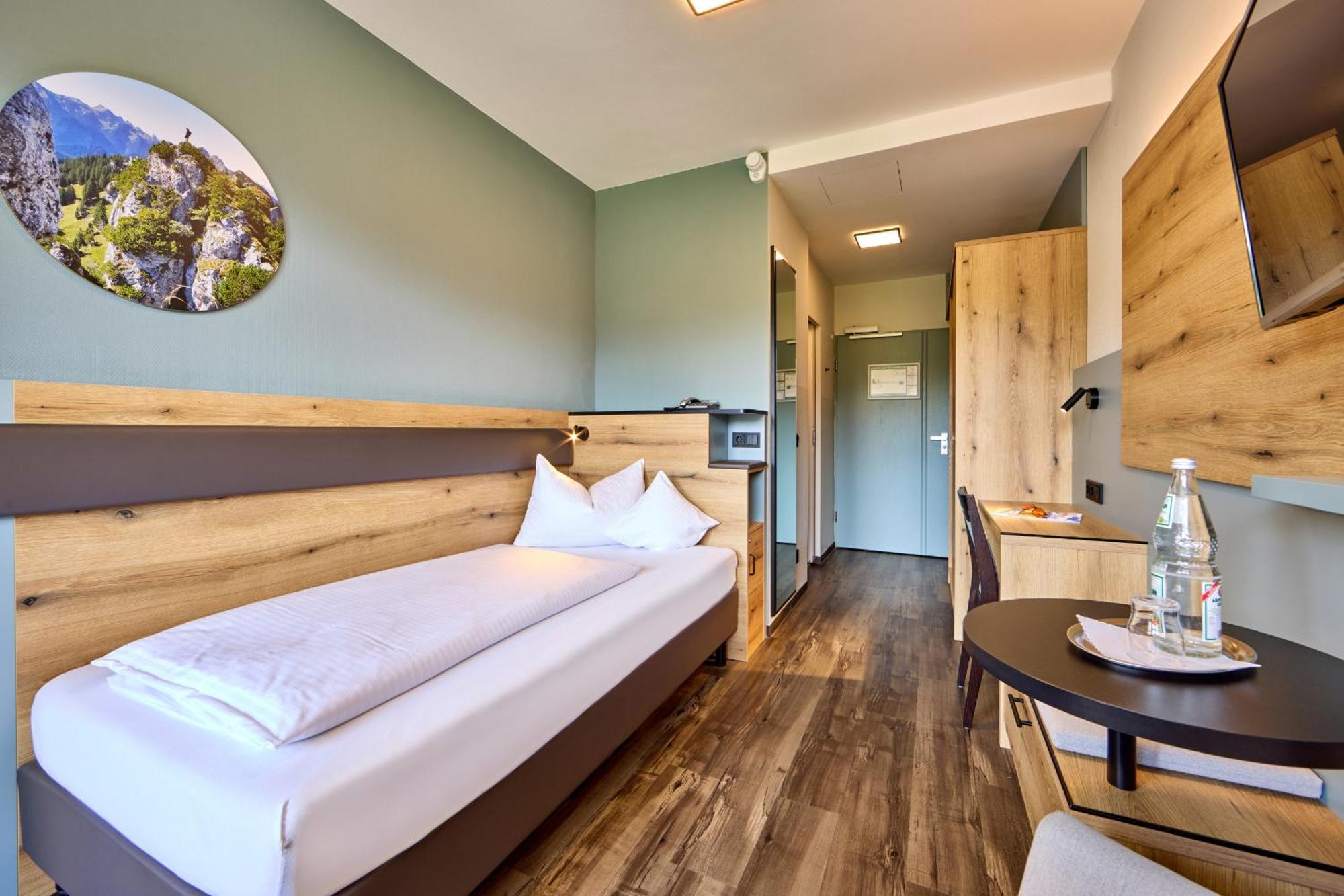 Aura-Hotel Saulgrub Εξωτερικό φωτογραφία