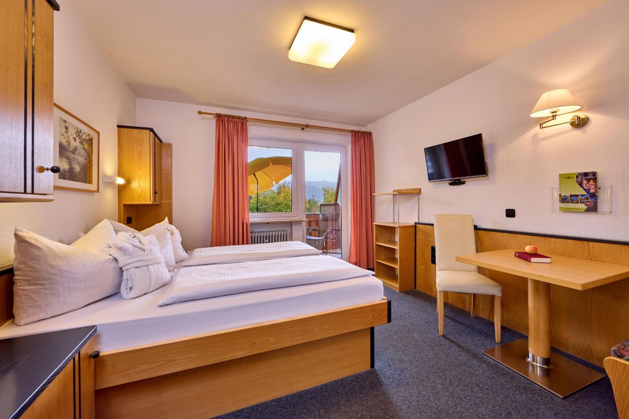 Aura-Hotel Saulgrub Δωμάτιο φωτογραφία