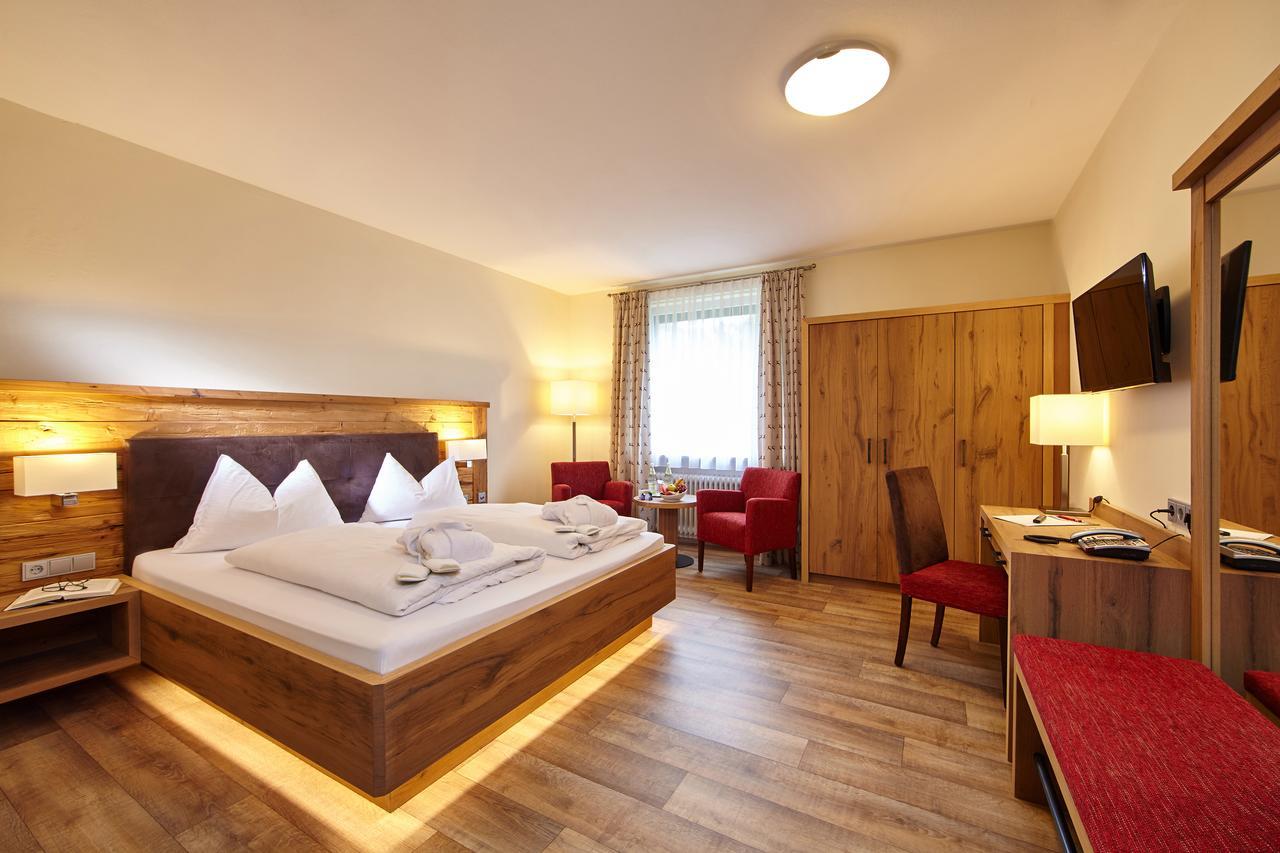 Aura-Hotel Saulgrub Εξωτερικό φωτογραφία